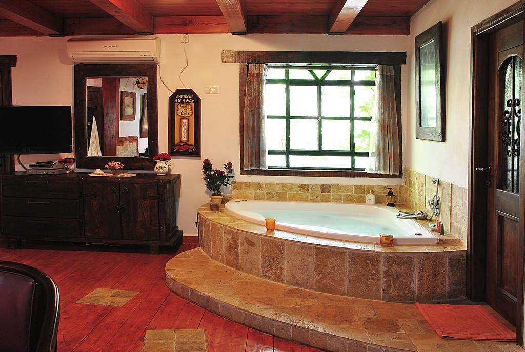 Odem Habar Hotel Bagian luar foto